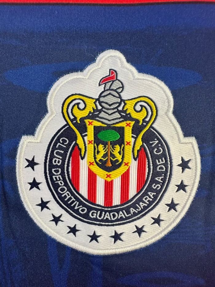 Long Sleeve Retro Jersey 2019-2020 Chivas Away Red Soccer Jersey Vintage Football Shirt