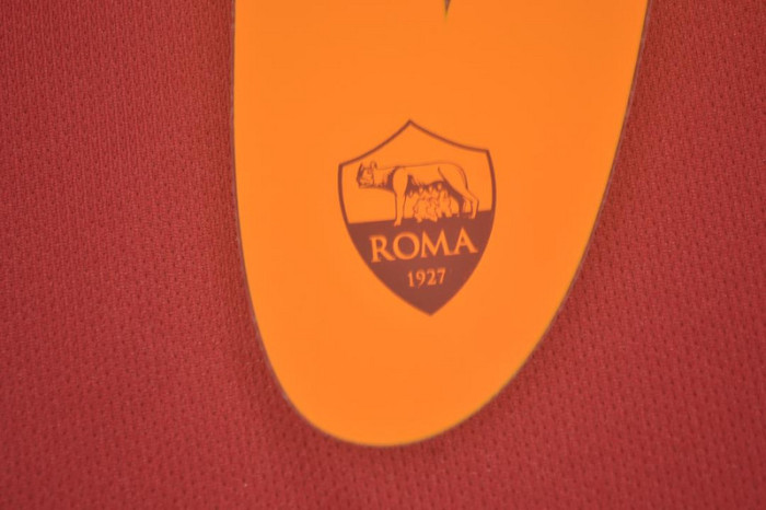 with Golden 10 Patch without Sponor Logo Retro Jersey 2017-2018 As Roma 10 Special Letterings Home Soccer Jersey Vintage Football Shirt