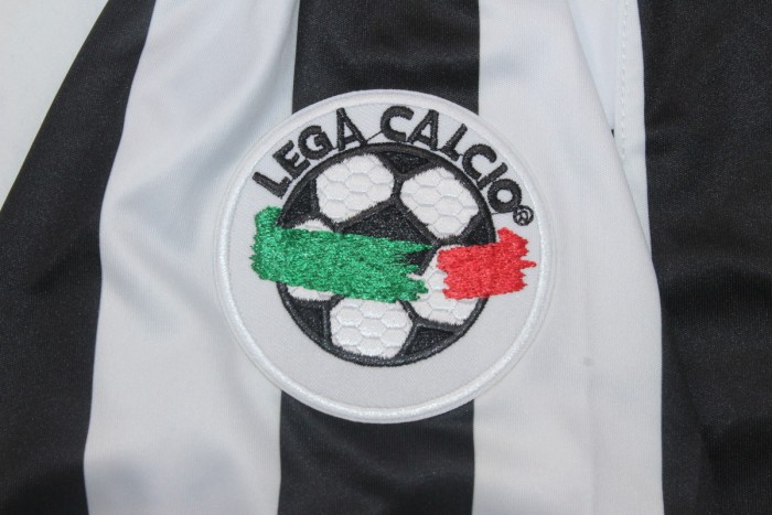 with Scudetto+Serie A Patch Retro Jersey 2003-2004 Juventus Home Soccer Jersey Vintage Football Shirt