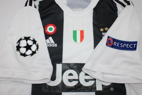 with Coppa Italia+Scudetto+UCL Patch Retro Jersey 2018-2019 Juventus RONALDO 7 Home Soccer Jersey Vintage Football Shirt