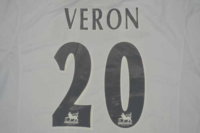 with EPL Patch Retro Jersey 2003-2005 Chelsea VERON 20 Away White Soccer Jersey Vintage Football Shirt
