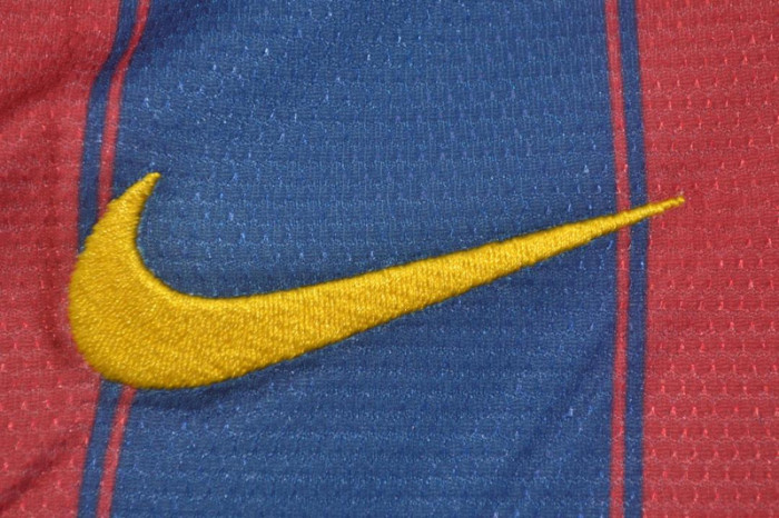 with LFP+Golden FIFA Patch Retro Jersey 2009-2010 Barcelona Home Soccer Jersey Vintage Football Shirt