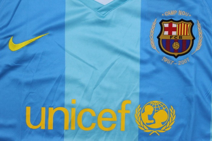 with LFP Patch Retro Jersey 2007-2008 Barcelona RONALDINHO 10 Away Soccer Jersey Vintage Camisetas de Futbol