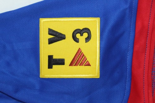 with Big LFP+TV 3 Patch Retro Jersey 2004-2005 Barcelona MESSI 30 Home Soccer Jersey Vintage Football Shirt