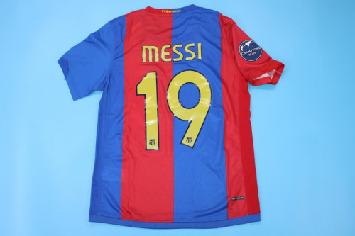 with UCL Patch Retro Jersey 2006-2007 Barcelona MESSI 19 Home Soccer Jersey Vintage Football Shirt