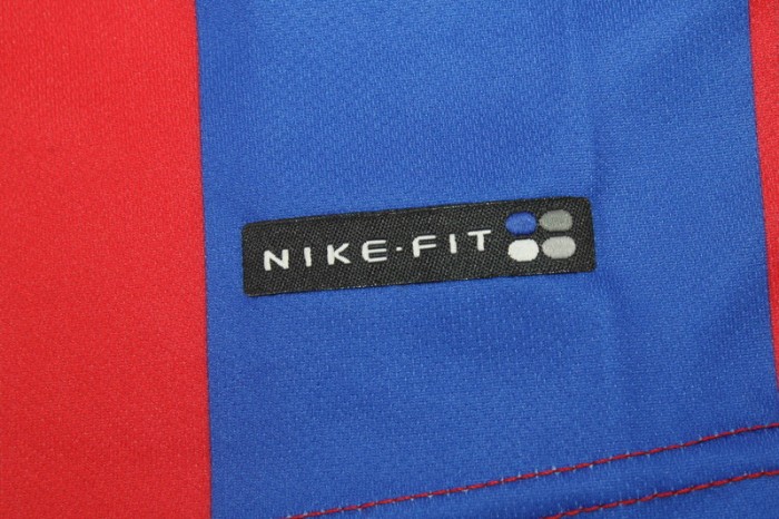 Retro Jersey 2001-2002 Barcelona Home Soccer Jersey Vintage Football Shirt
