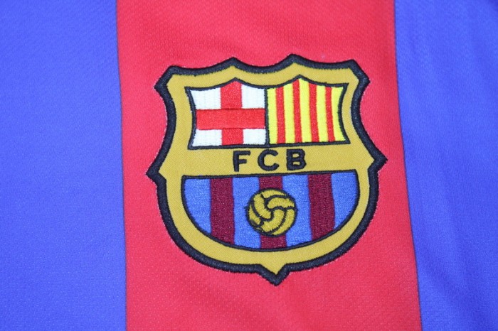 with Big LFP+TV 3 Patch Retro Jersey 2004-2005 Barcelona Home Soccer Jersey Vintage Football Shirt