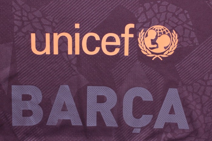 with UCL Patch Retro Jersey 2017-2018 Barcelona Third Away Maroon Soccer Jersey Vintage Football Shirt
