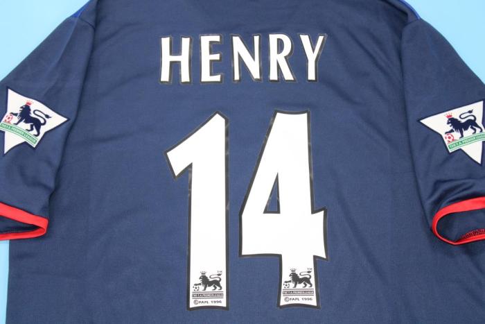 with EPL Patch Retro Jersey 2002-2003 Arsenal HENRY 14 Away Blue Soccer Jersey Vintage Football Shirt