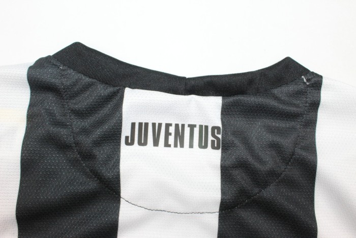 Retro Jersey 2012-2013 Juventus Home Soccer Jersey Vintage Football Shirt