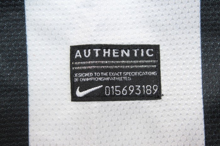 Retro Jersey 2012-2013 Juventus Home Soccer Jersey Vintage Football Shirt
