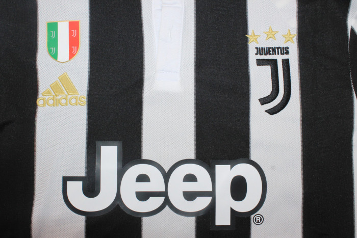 with Scudetto+UCL Patch Retro Jersey 2017-2018 Juventus DYBALA 10 Home Soccer Jersey Vintage Football Shirt