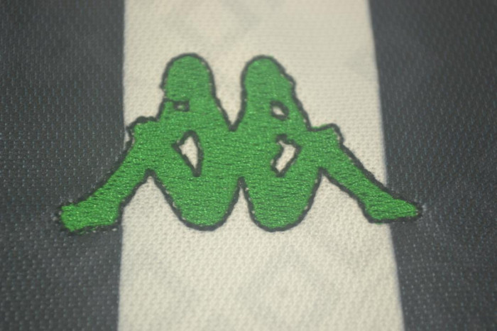 Retro Jersey 1992-1994 Juventus 10 Home Soccer Jersey Vintage Football Shirt