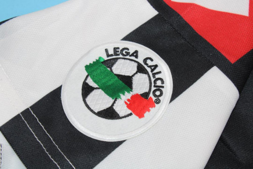 with Serie A Patch Retro Jersey 2001-2002 Juventus Home Soccer Jersey Vintage Football Shirt