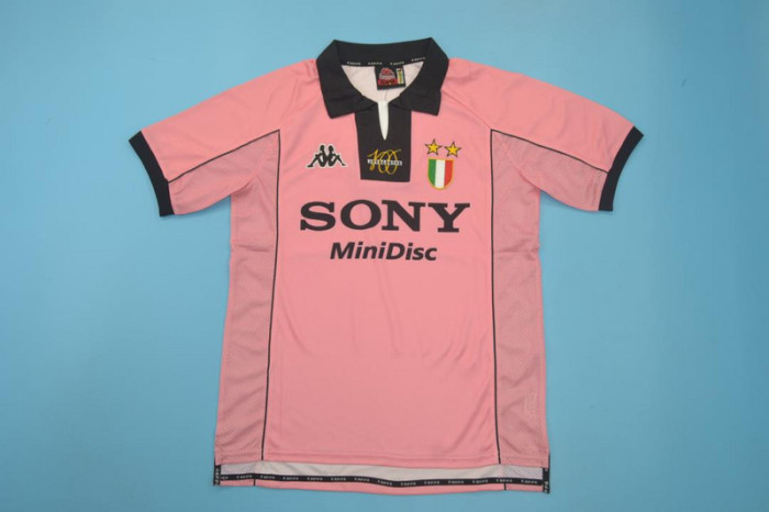 with Scudetto Patch Retro Jersey 1997-1998 Juventus Away Pink Soccer Jersey Vintage Maillot de Foot