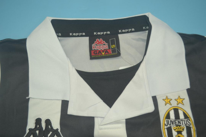 Retro Jersey 1999-2000 Juventus DAVIDS 26 Home Black/White Soccer Jersey Vintage Football Shirt