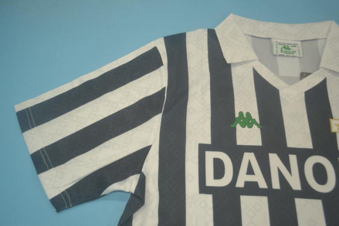 Retro Jersey 1992-1994 Juventus 10 Home Soccer Jersey Vintage Football Shirt