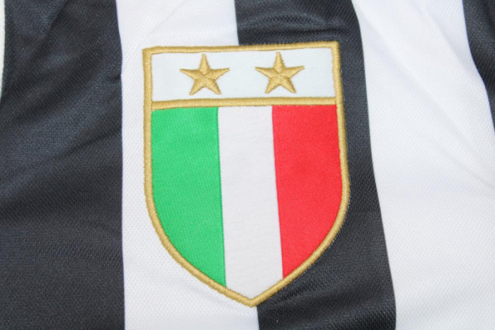 Retro Jersey 1984-1985 Juventus 10 Home Soccer Jersey Vintage Football Shirt