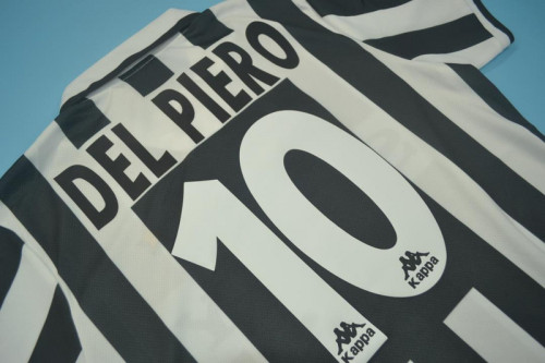 Retro Jersey 1996-1997 Juventus DEL PIERO 10 Home Soccer Jersey Vintage Football Shirt