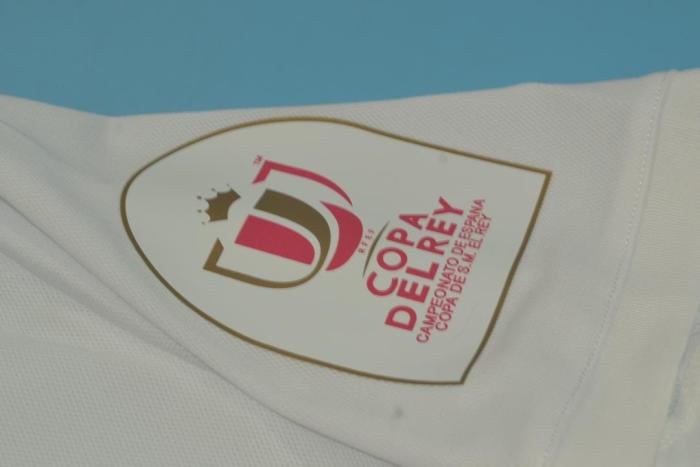with Front Lettering+Copa Del Rey Patch Patch Retro Jersey 2018-2019 Valencia COPA DEL REY FINAL Home Soccer Jersey Vintage Football Shirt