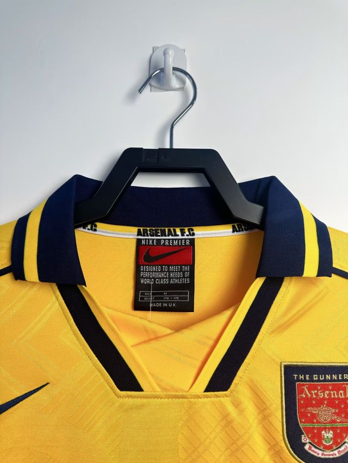 Long Sleeve Retro Jersey 1996-1997 Arsenal Away Yellow Soccer Jersey Vintage Football Shirt