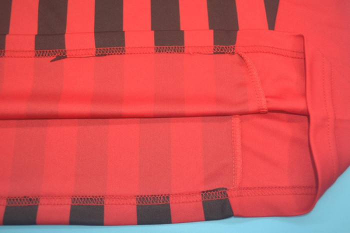 with Scudetto+Serie A Patch Retro Jersey 2011-2012 Ac Milan Home Soccer Jersey Vintage Football Shirt