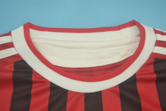 with Scudetto+Serie A Patch Retro Jersey 2011-2012 Ac Milan Home Soccer Jersey Vintage Football Shirt