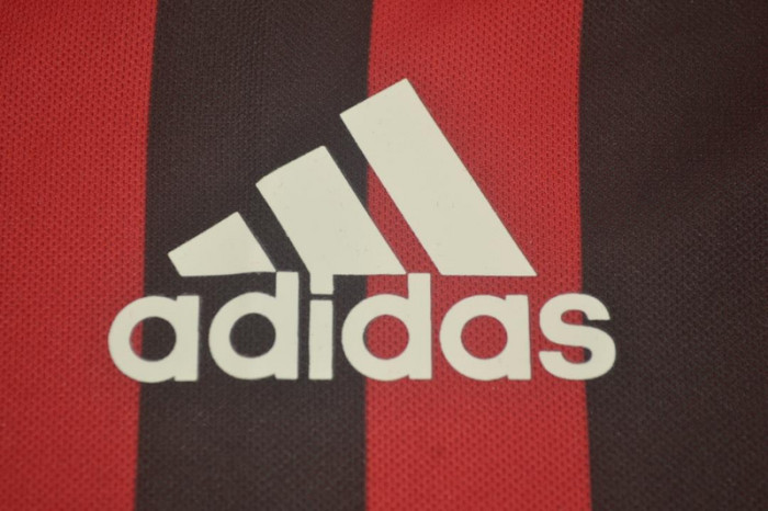 with Scudetto+Serie A Patch Retro Jersey 2011-2012 Ac Milan Home Soccer Jersey Vintage Football Shirt