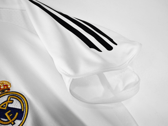 Retro Jersey 2005-2006 Real Madrid Home Vintage Soccer Jersey