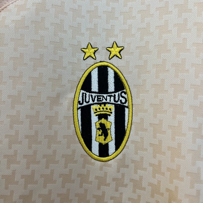Retro Jersey 2003-2004 Juventus Third Away Pink Soccer Jersey Vintage Football Shirt