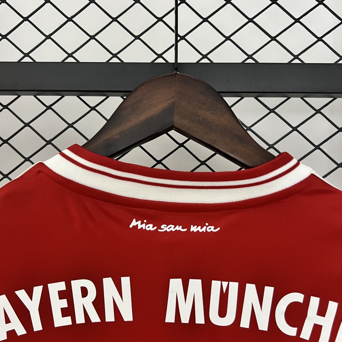 Retro Jersey 2013-2014 Bayern Munich Home Soccer Jersey Vintage Football Shirt