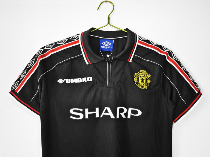 Retro Jersey 1998-1999 Manchester United Black Goalkeeper Soccer Jersey Vintage Man Utd Football Shirt