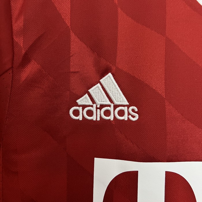 Retro Jersey 2013-2014 Bayern Munich Home Soccer Jersey Vintage Football Shirt