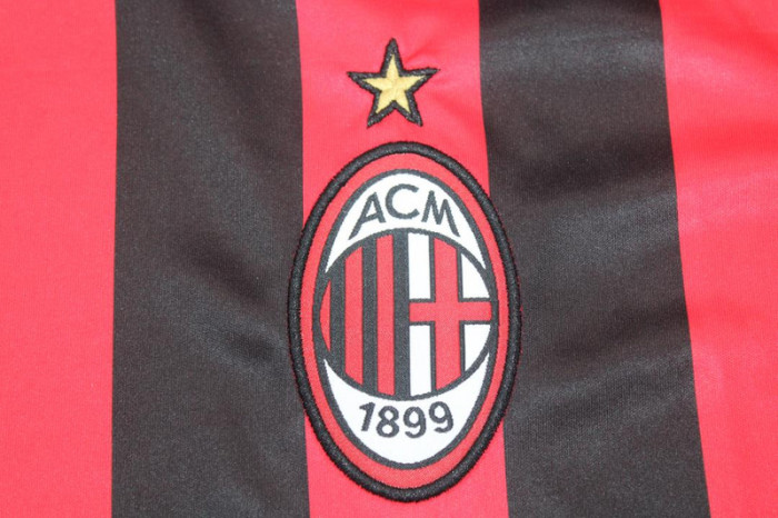 with Serie A+Trophy 7 Patch Retro Jersey 2017-2018 AC Milan Home Soccer Jersey Vintage Football Shirt