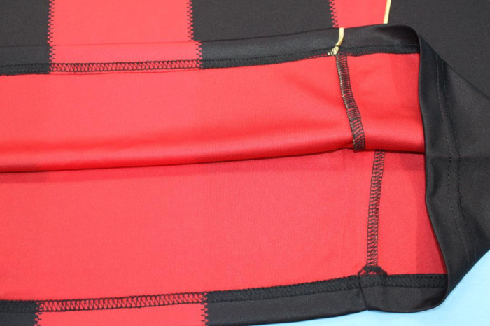Retro Jersey 2010-2011 AC Milan Home Soccer Jersey Vintage Football Shirt