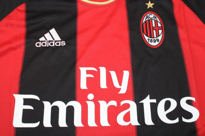 Retro Jersey 2010-2011 AC Milan Home Soccer Jersey Vintage Football Shirt