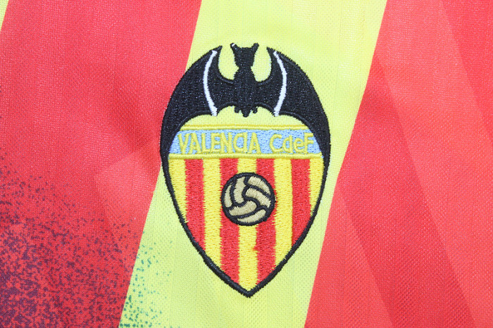 Retro Jersey 1995-1996 Valencia MENDIETA 6 Away Blue Soccer Jersey Vintage Football Shirt