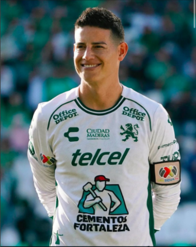 with Liga MX Patch Fan Version 2024-2025 Club Leon Away White Soccer Jersey Football Shirt