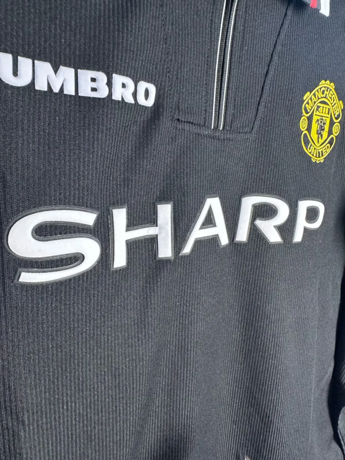 Long Sleeve Retro Jersey 1998-1999 Manchester United Black Goalkeeper Soccer Jersey Vintage Man Utd Football Shirt