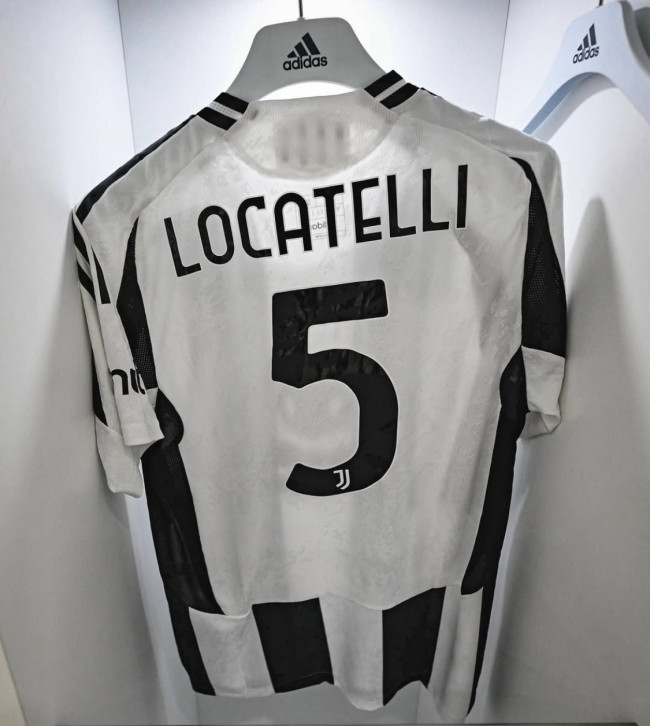 with UCL Patch Fans Version 2024-2025 Juventus LOCATELLI 5 Home Soccer Jersey Football Shirt