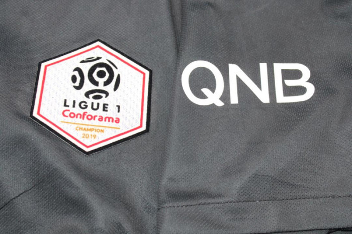 with Ligue 1 Patch Retro Jersey 2019-2020 PSG NEYMAR JR 10 4th Away Black Soccer Jersey Vintage Paris Football Shirt