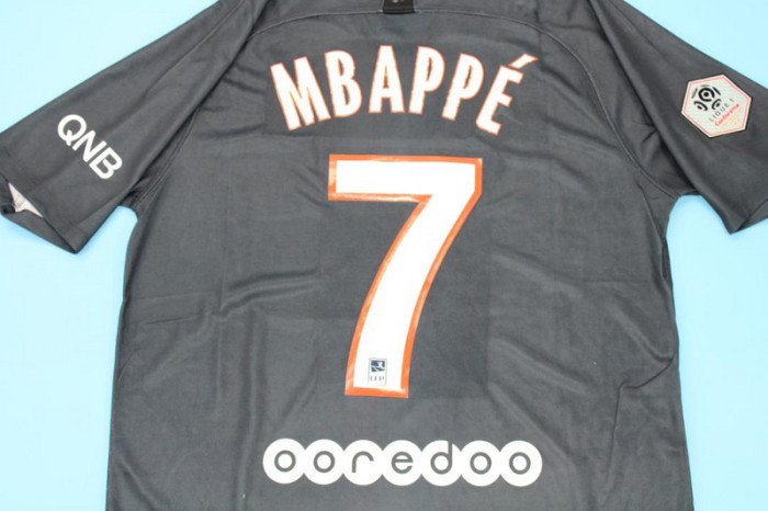 with Ligue 1 Patch Retro Jersey 2019-2020 PSG MBAPPE 7 4th Away Black Soccer Jersey Vintage Paris Football Shirt