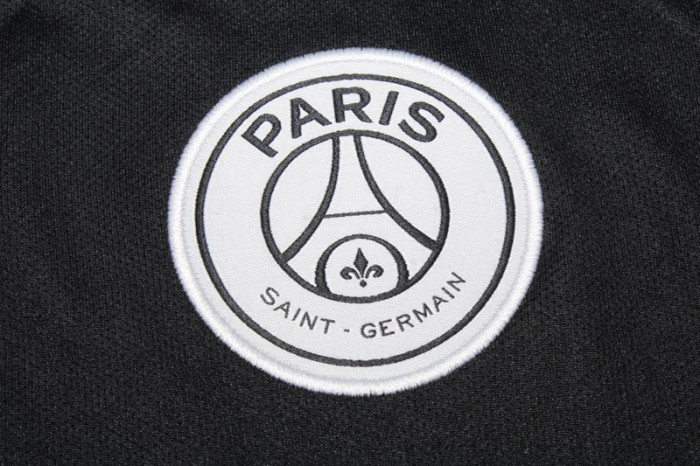 with UCL Patch Long Sleeve Retro Jersey 2018-2019 PSG Black Soccer Jersey Vintage Paris Football Shirt