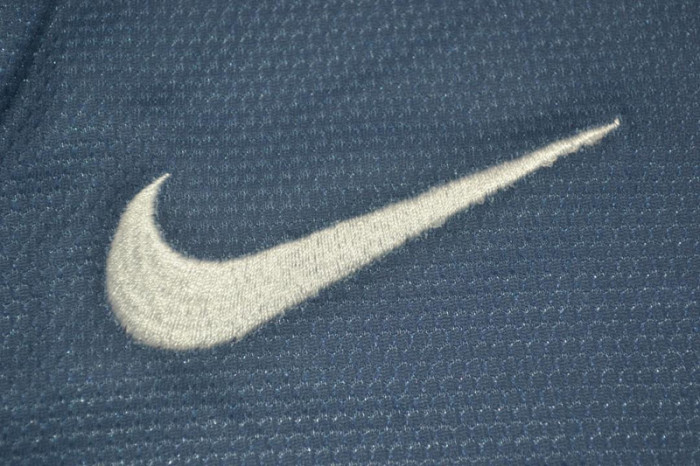 with Ligue 1 Patch Retro Jersey 2012-2013 PSG Home Soccer Jersey Vintage Paris Football Shirt
