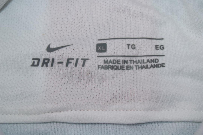 with Ligue 1 Patch Retro Jersey 2019-2020 PSG Third White Soccer Jersey Vintage Paris Football Shirt