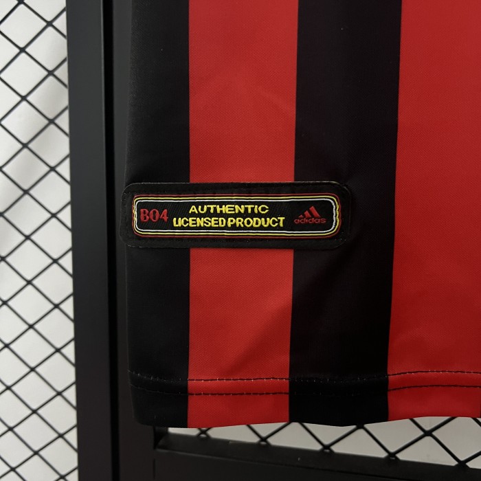 Retro Jersey 2001-2002 Bayer 04 Leverkusen Home Soccer Jersey Football Shirt