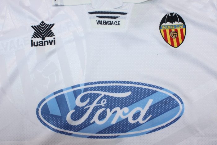 Retro Jersey 1995-1996 Valencia Home Soccer Jersey Vintage Football Shirt