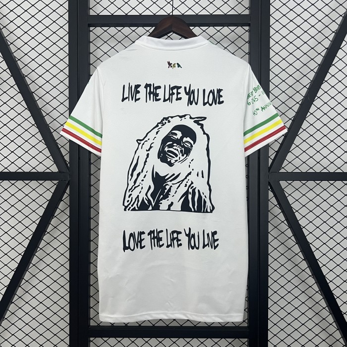 Fans Version 2025-2026 Ajax White Special Edition Soccer Jersey Vintage Football Shirt