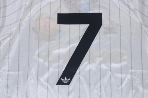 Retro Jersey 1983 Manchester United 7 FA CUP FINAL White Soccer Jersey Vintage Football Shirt