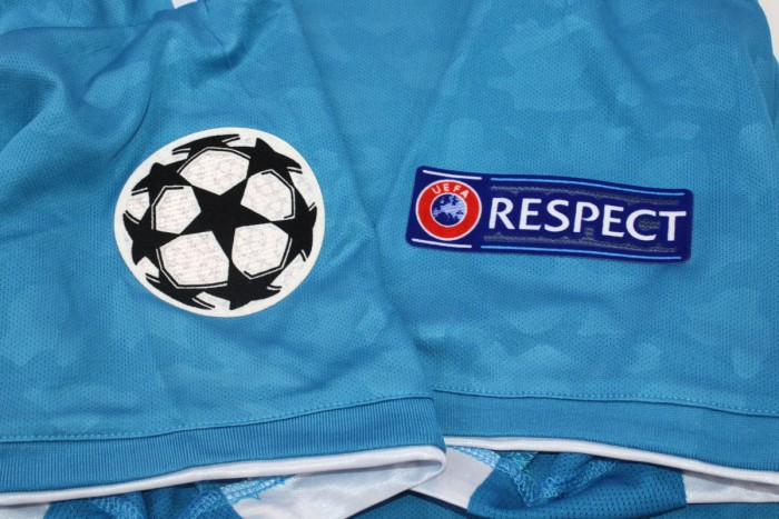 with Scudetto+UCL Patch Retro Jersey 2019-2020 Juventus Third Away Blue Soccer Jersey Vintage Maillot de Foot